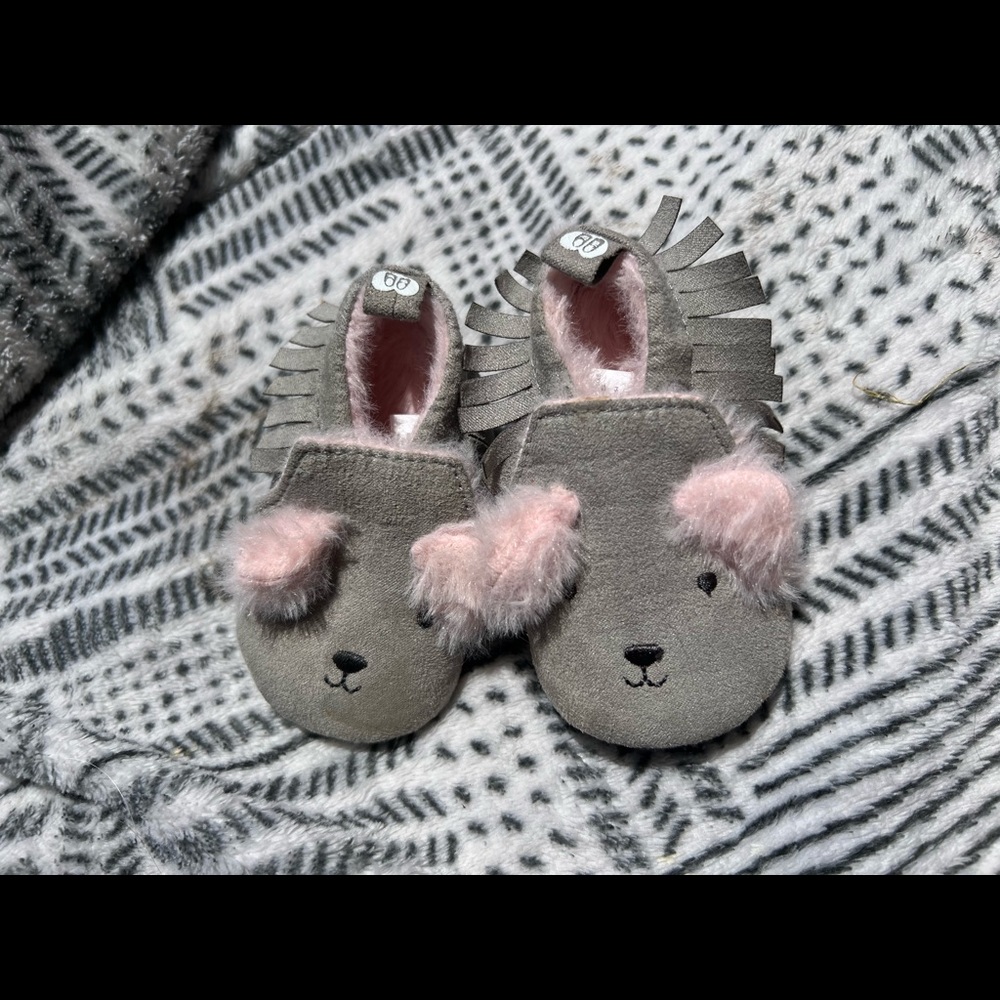 size 2- Stepping Stone koala moccasins